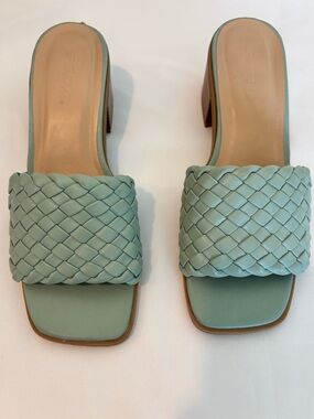 Soda Mint Woven Slide Heels Size 7